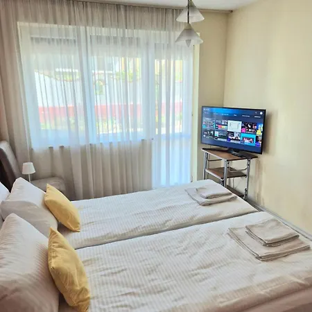 Apartman Yantra 3br Apartment-апартамент янтра център *